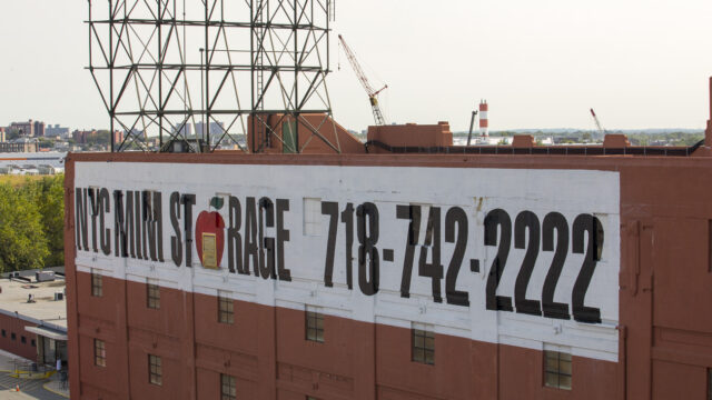 storage-facility-nyc-_NYC-MINI-STORAGE